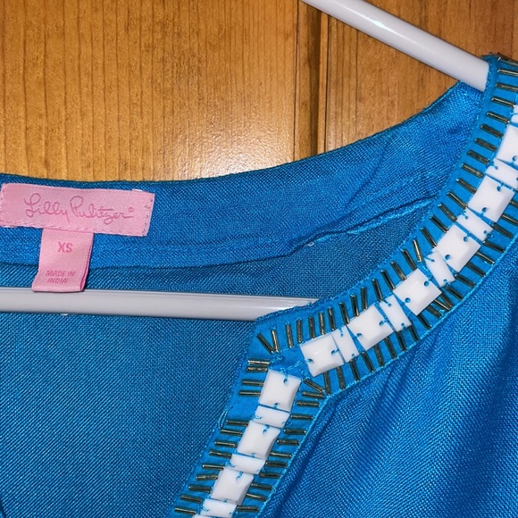 Blue beaded lily Pulitzer top - Picture 3 of 7